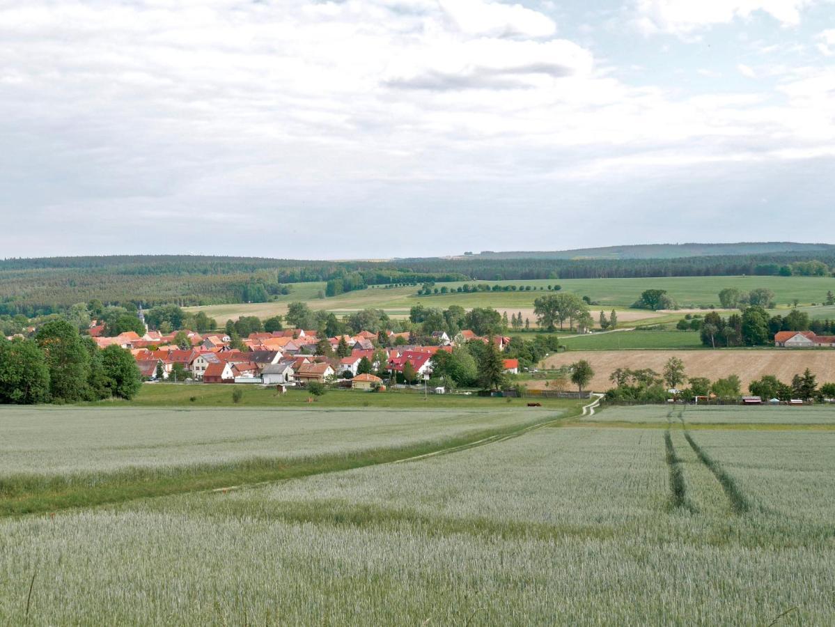 Pension Gruenes Herz Tonndorf Exterior photo
